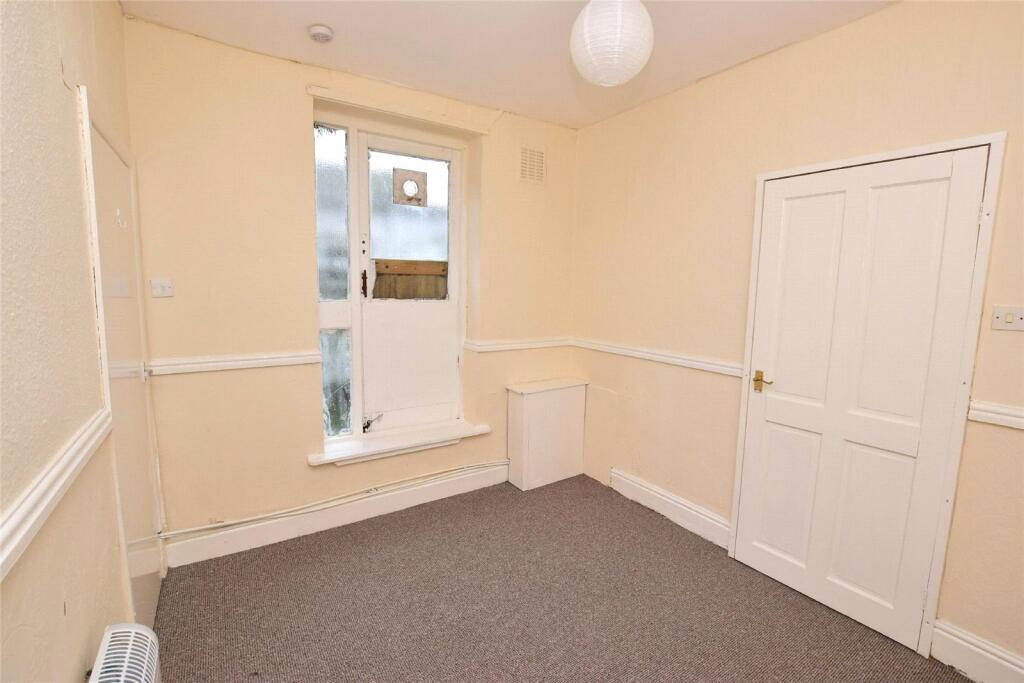 Flat 2 Bedroom
