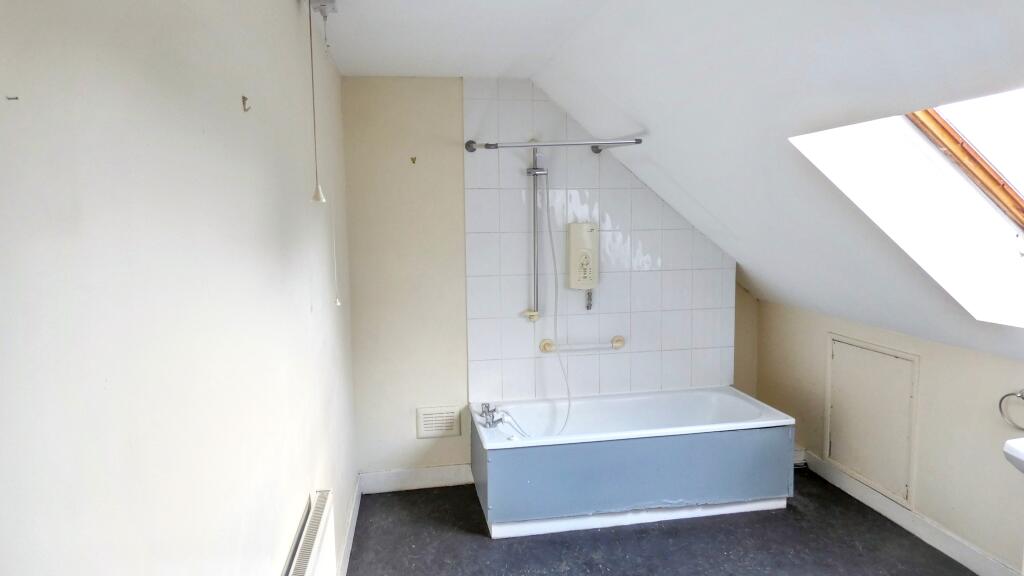 Flat 3, 40 Albany Street, Hull, East Yorkshire, HU3 1PL