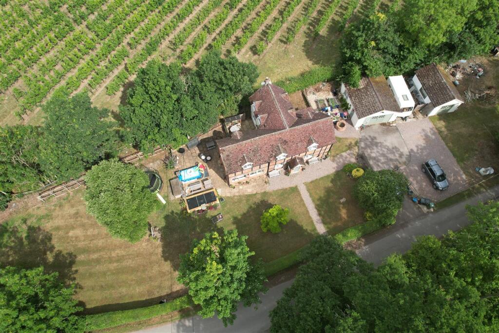 dji_fly_20250702_103634?am_240_1751532198270_photo