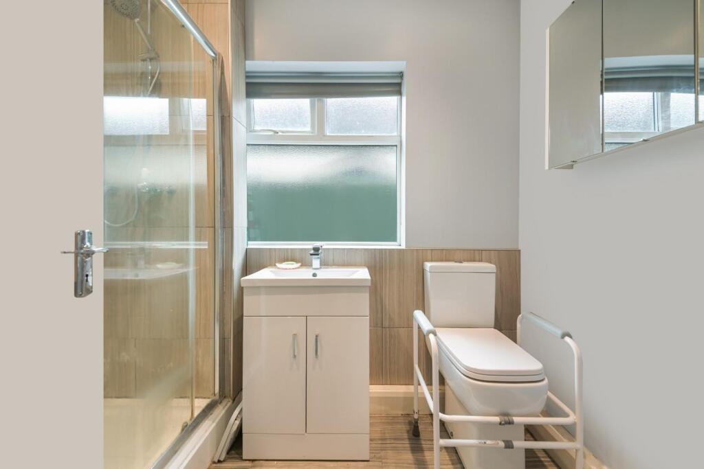 NEWBURY GARDENS (2).jpg