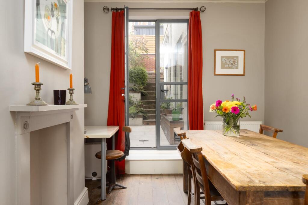 99 Lower Cheltenham Place-13.jpg