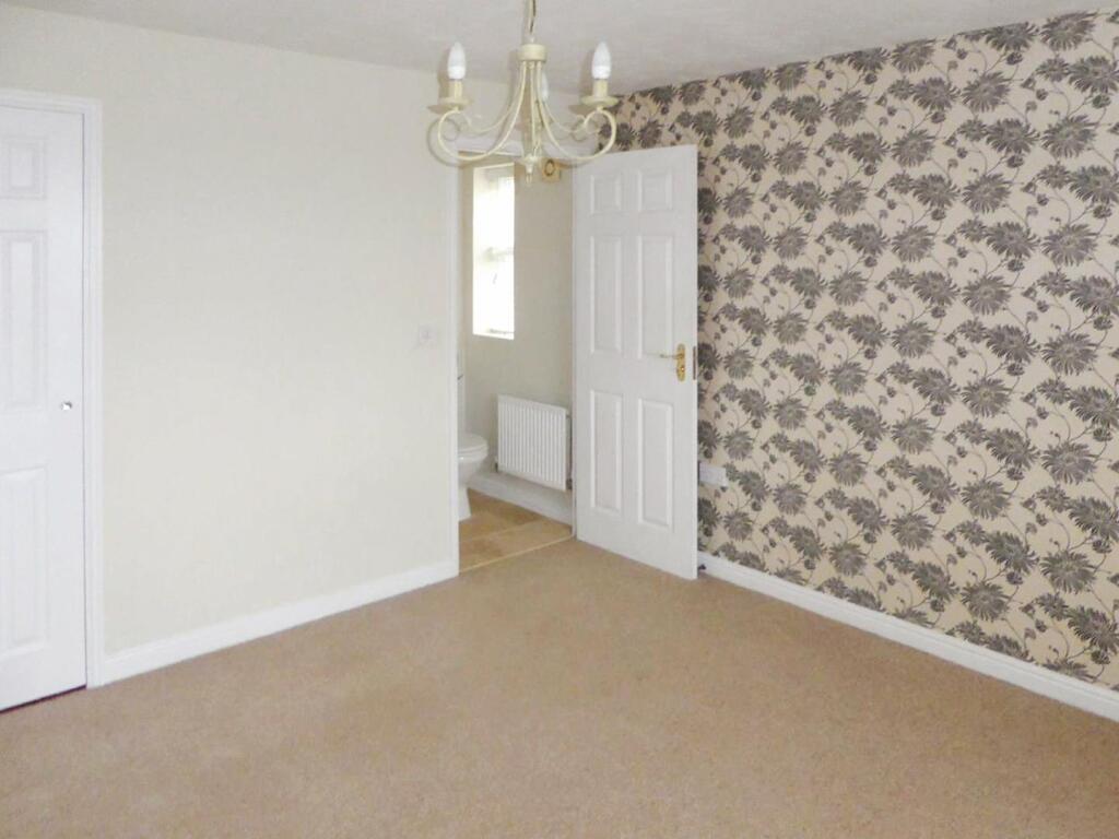 bedroom.jpg