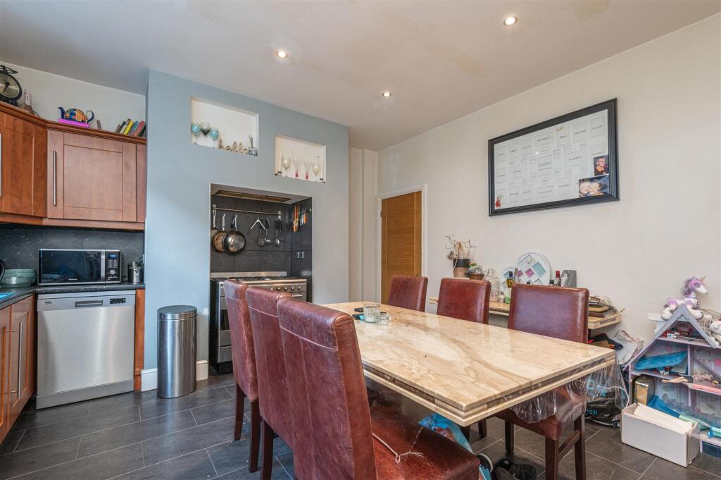 Dining Kitchen