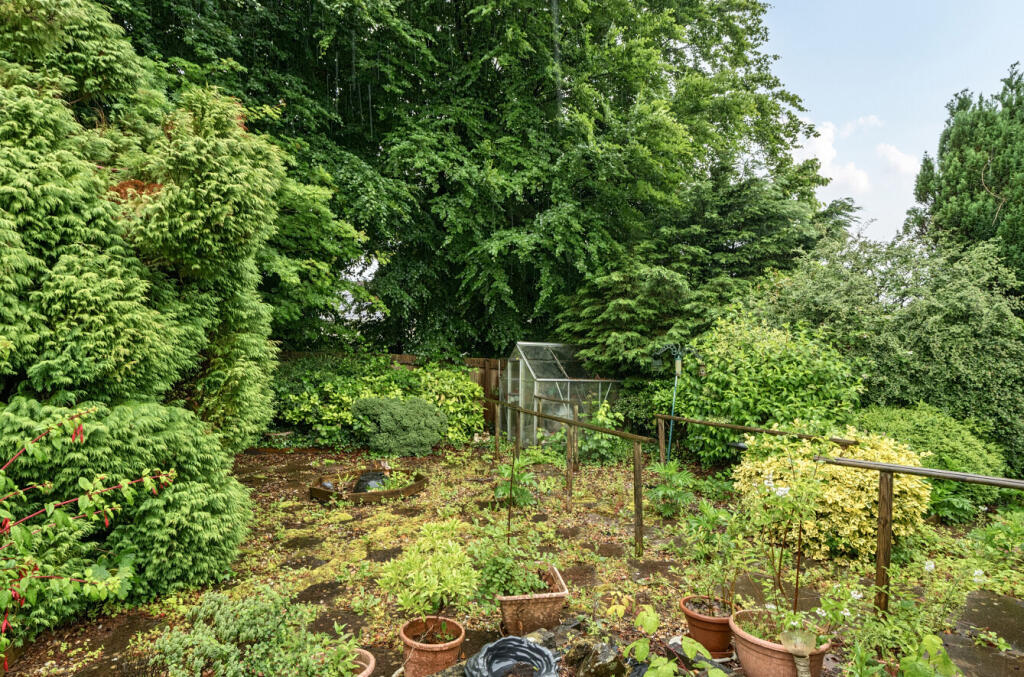 1306994-16-684aee...