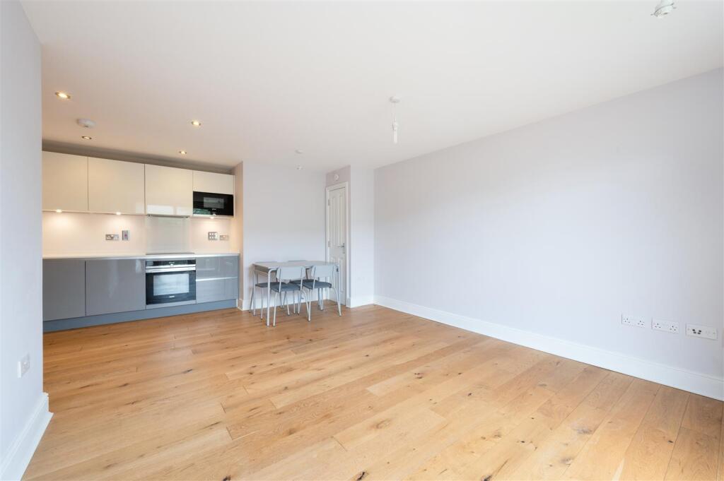 ACER HOUSE, FLAT  (11).jpg