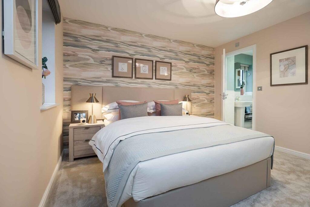 No need to fight for the bathroom with your own en suite
