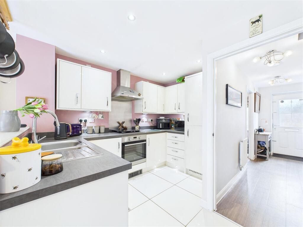 Sunderland Close, Church Gresley (13).jpg