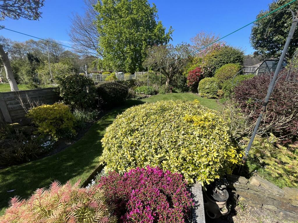 Gardens 3.jpg