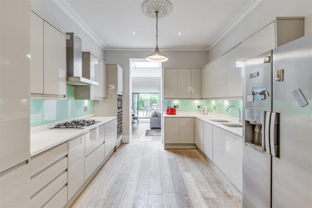 Shirlock Road 24-23.jpg