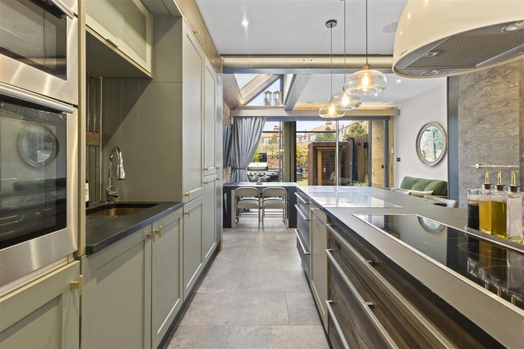 kitchen #2.jpg