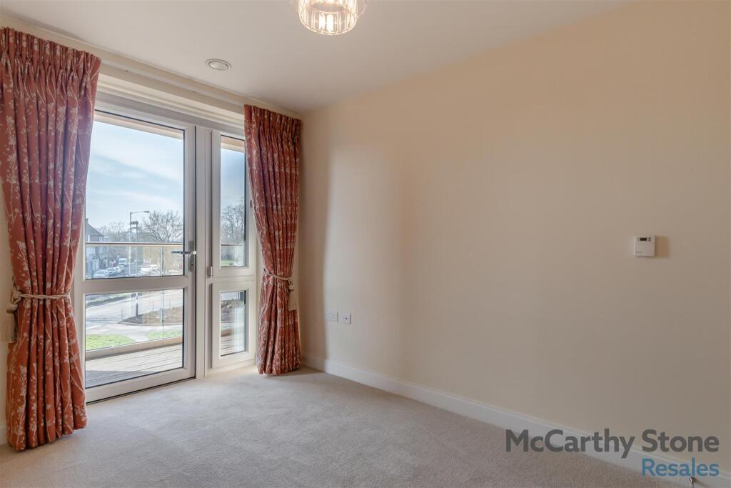 8638982-interior25.jpg