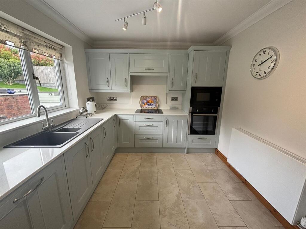 WhatsApp Image 2024-07-05 at 08.48.43_0dfc3abb.jpg