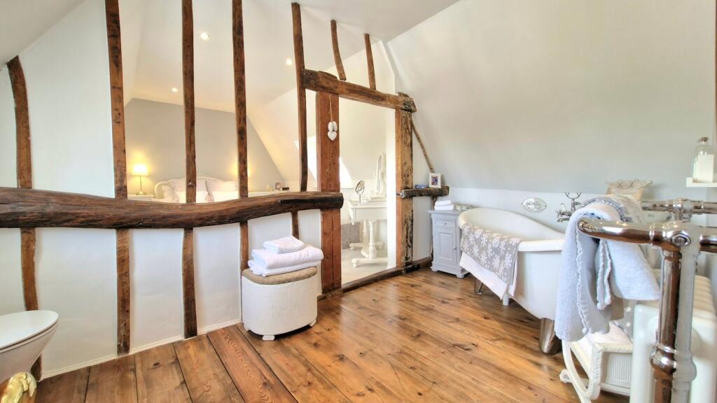 Cottage - Principal En-Suite