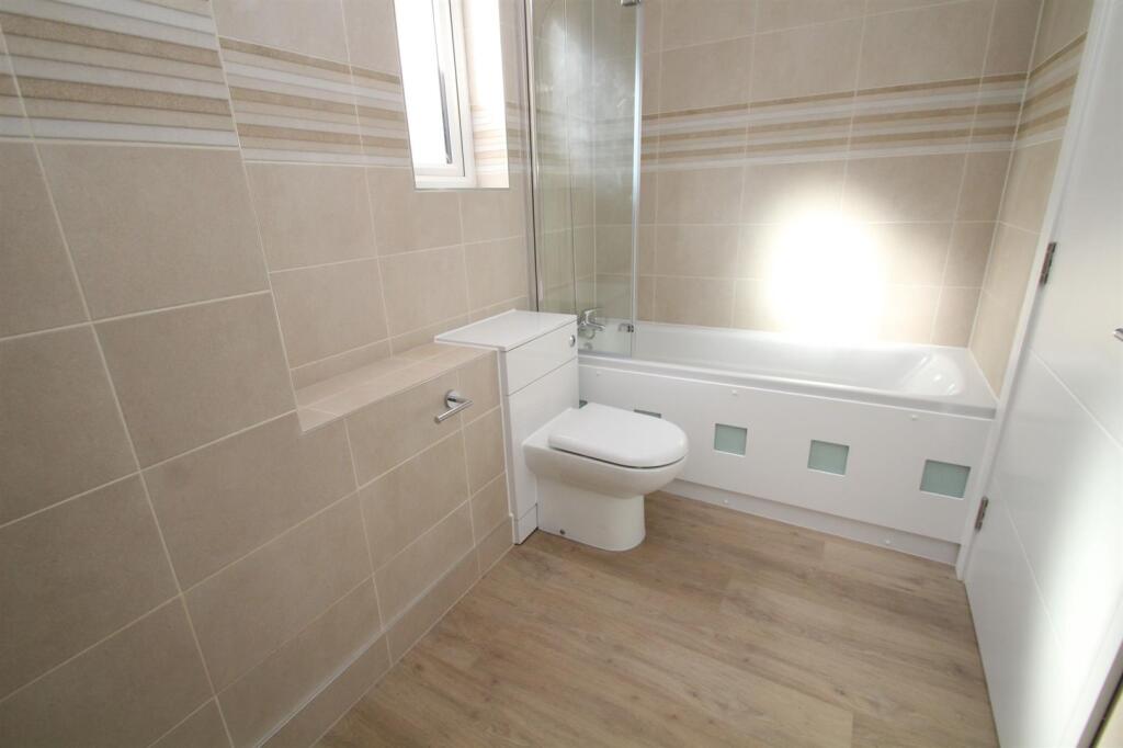 Limewood Place, Littlehampton