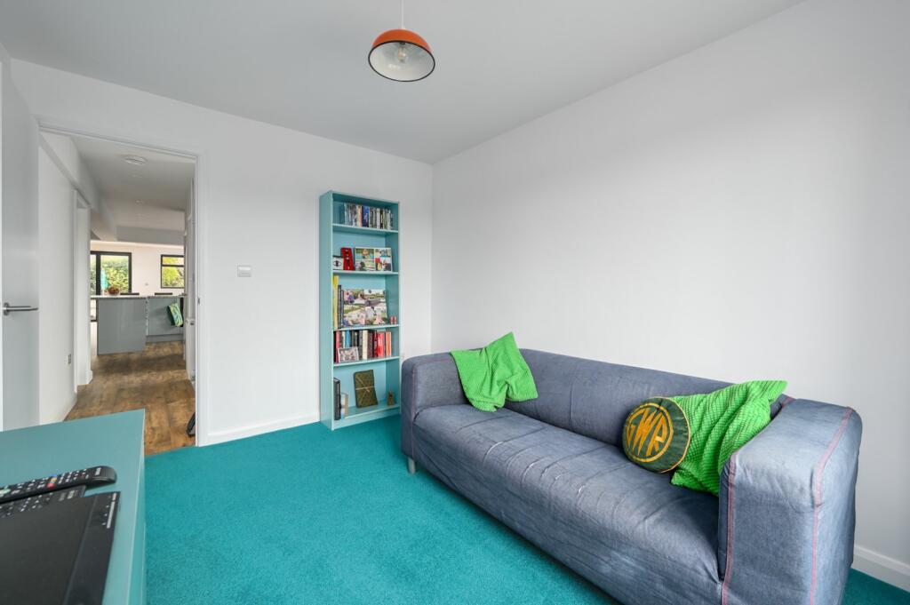 Bedroom 5/Snug