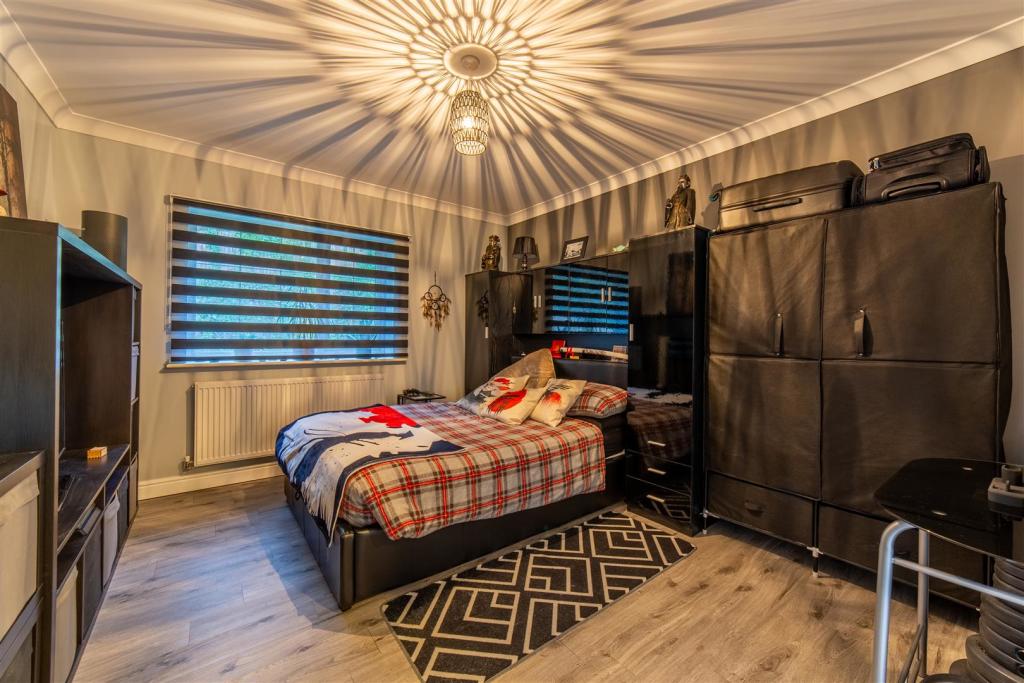 5 Snatchwood Court-4.jpg