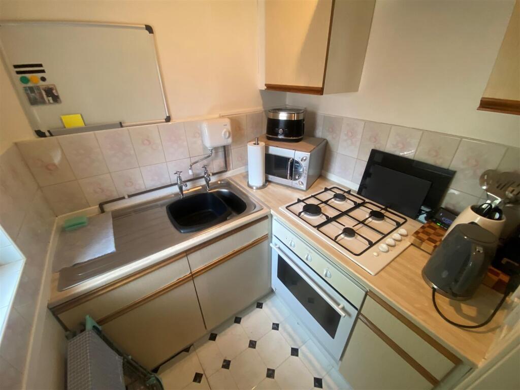 Flat 4