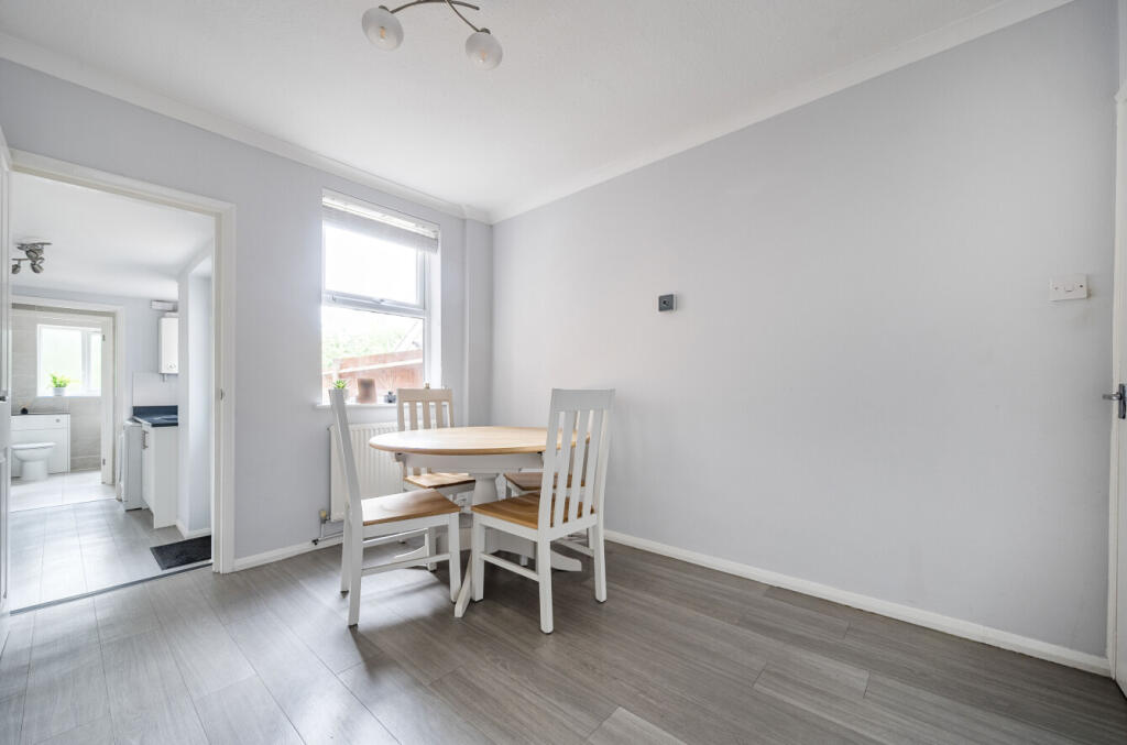 1307294-6-685935c...