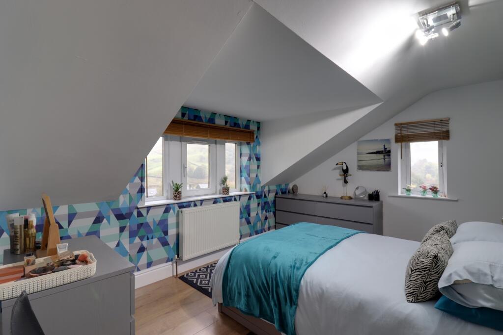 Double bedroom 3
