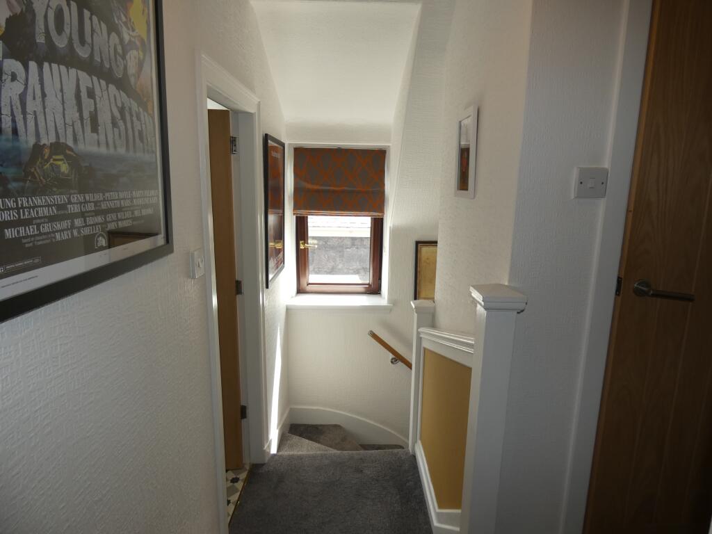 UPPER LANDING