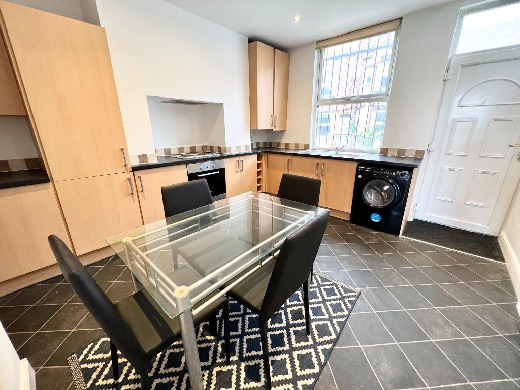 KITCHEN &amp; DINING