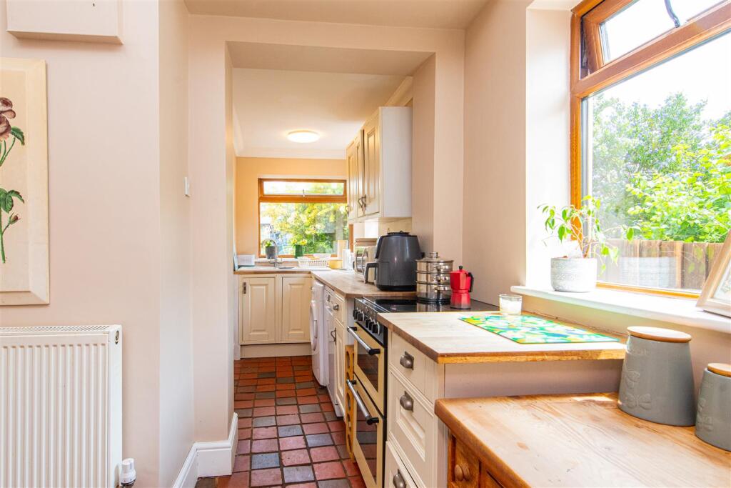 home-380.jpg