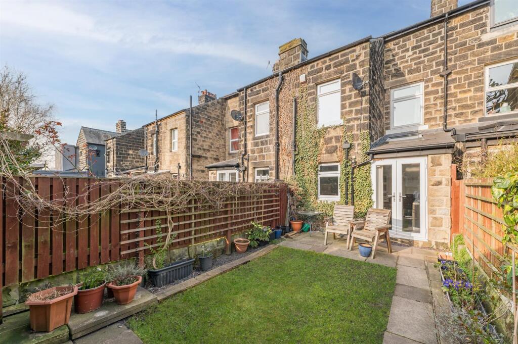 Rear Manor Street