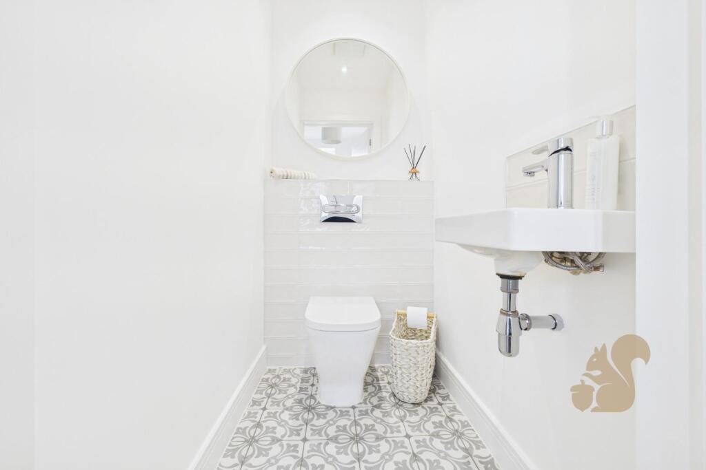 CAM01254G0-PR0377-STILL010.jpg