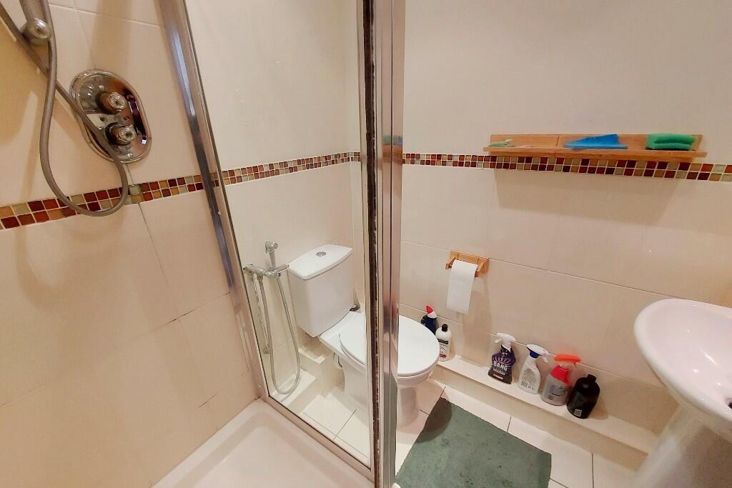 Ensuite Shower Rm