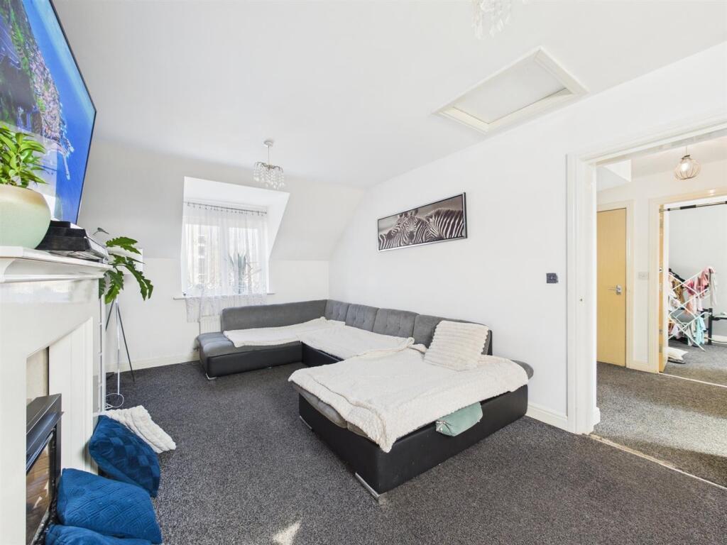 25 The Featherworks (17).jpg