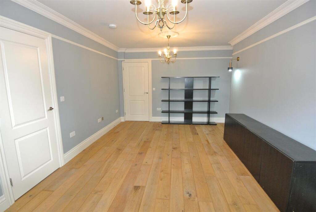 Living Room.JPG