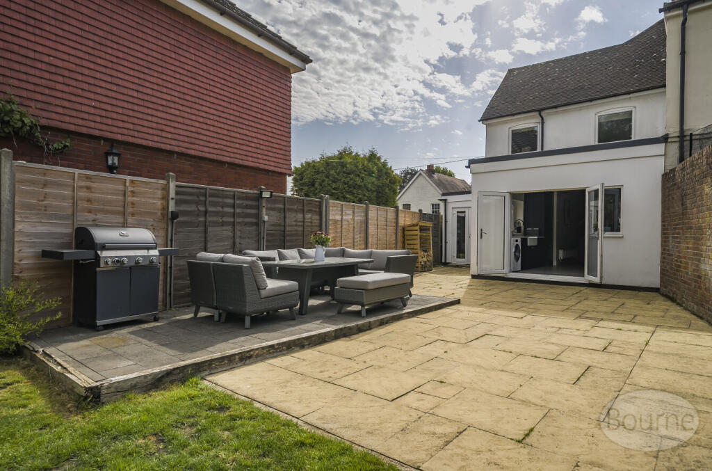 fd270636-6701-45b...