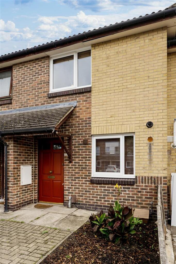 Marconi Rd, E10