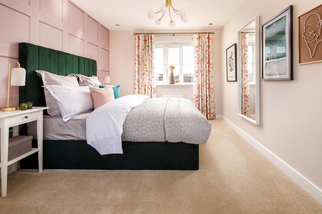 A double bedroom with plenty of space