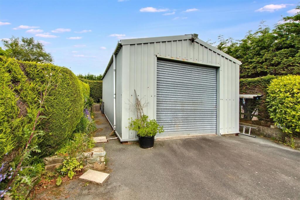 garage