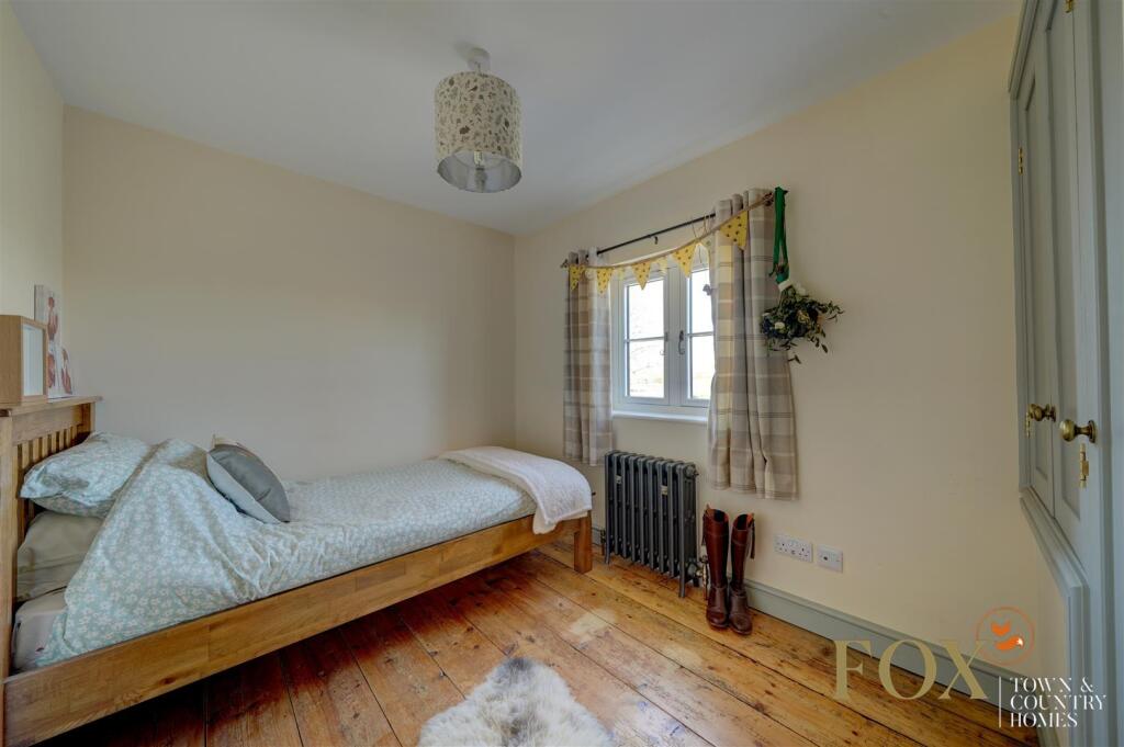 13 Rushford Cottage (34).jpg