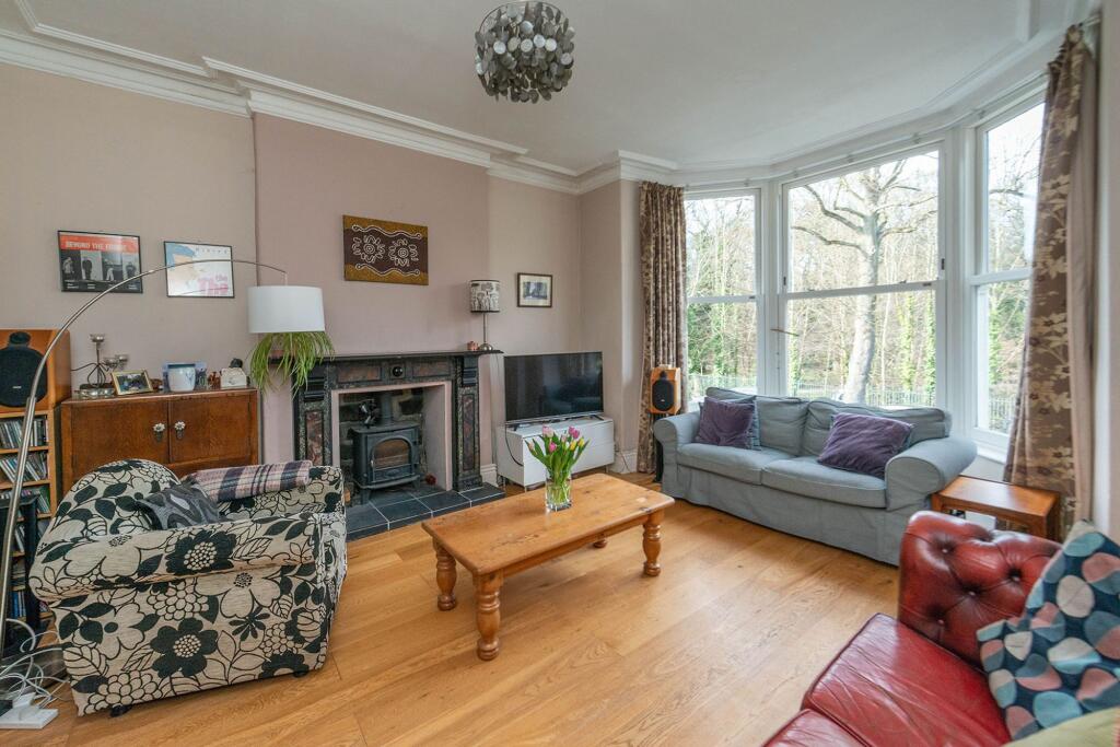 LOUNGE, KITCHEN, DINER AND SUN ROOM