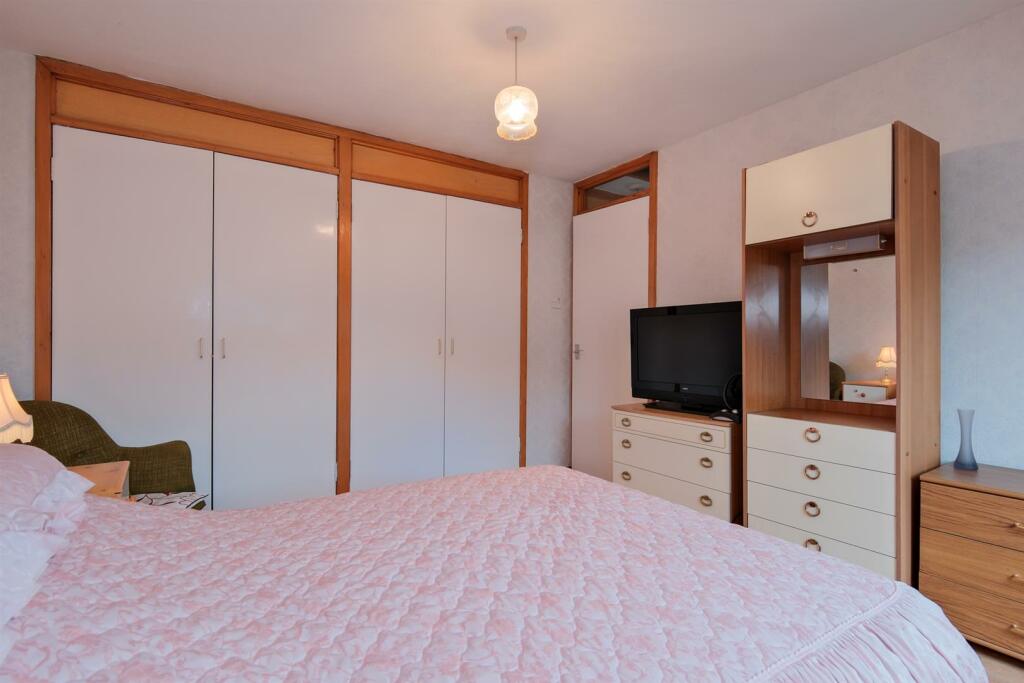 033-13 Kennedy Street Wishaw ML2 8LE.jpg