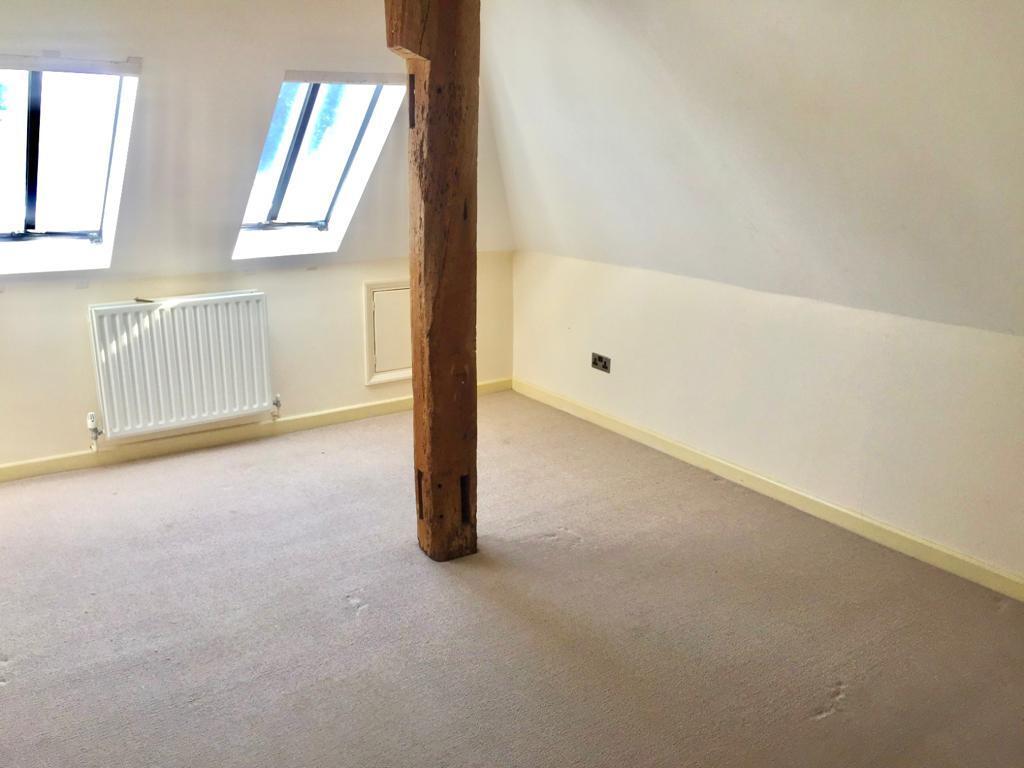 Bedroom .jpeg