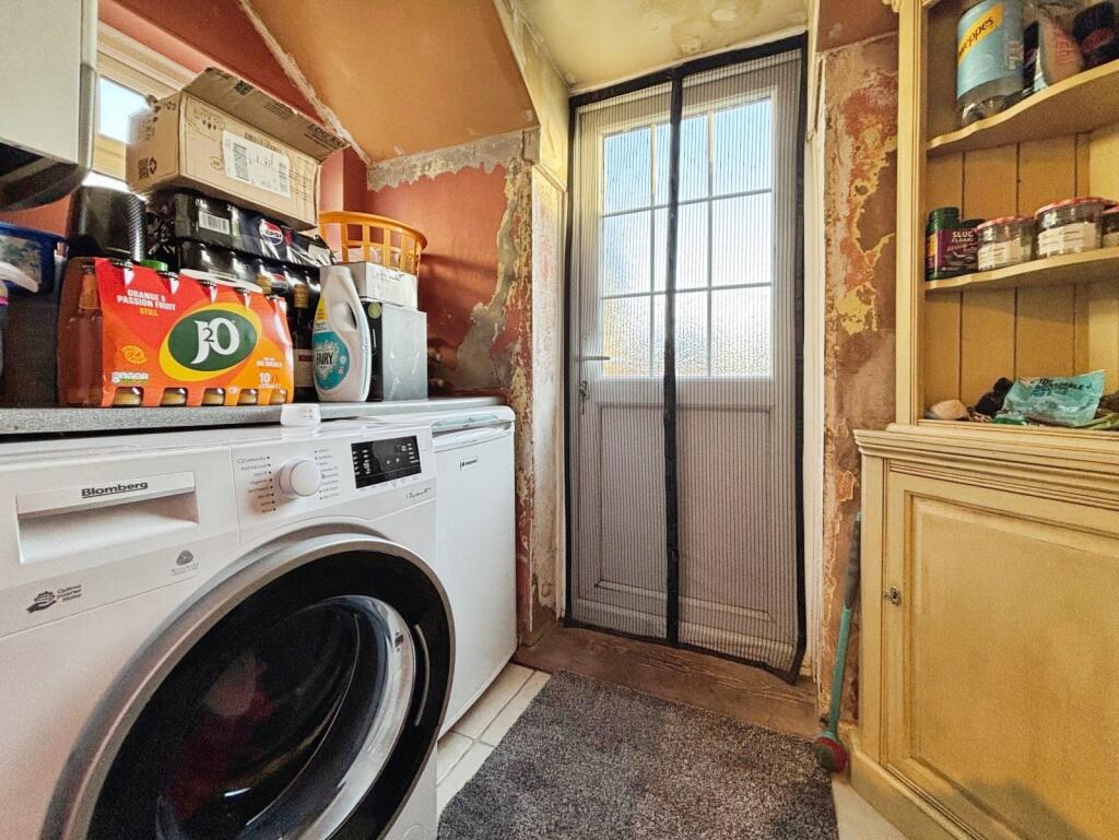 Utility/Rear Porch