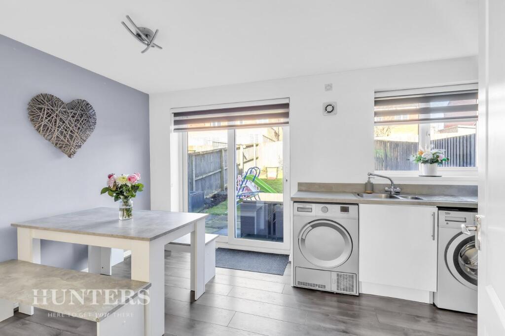 Dining kitchen