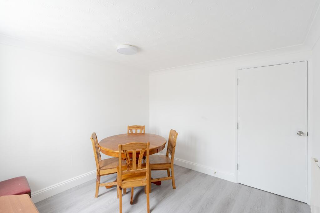 10 Beaufort Close-00760