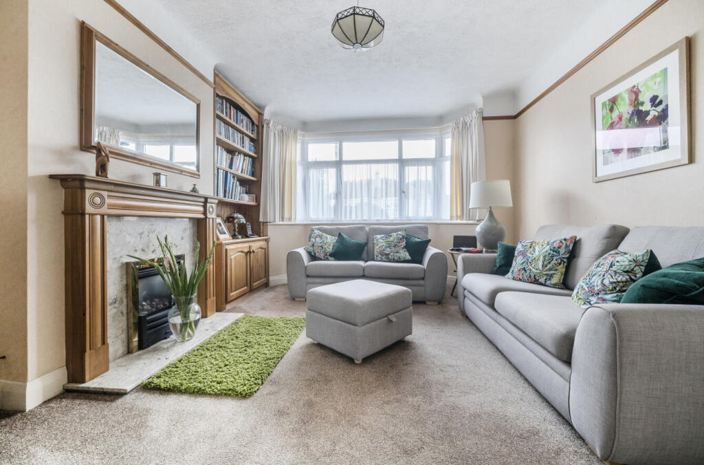 1343363-7-68c2d84...