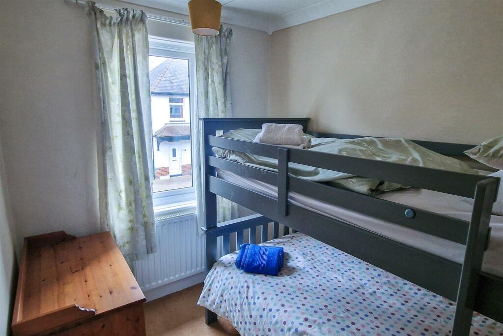 Bedroom 3.jpg
