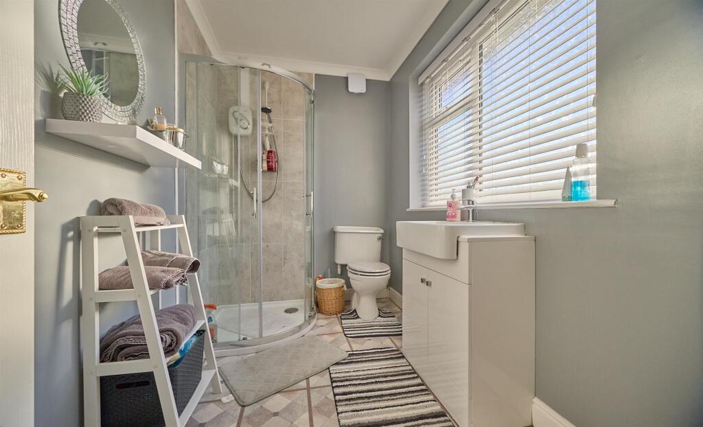 En-suite shower Room