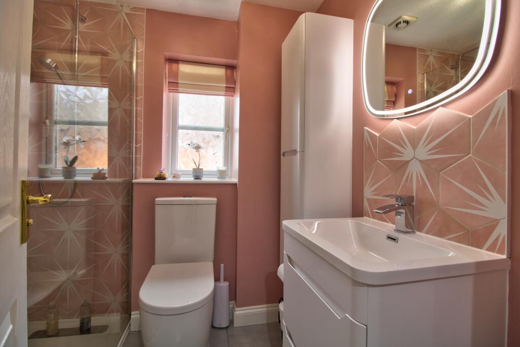 IMG_1640_1_2_Realistic