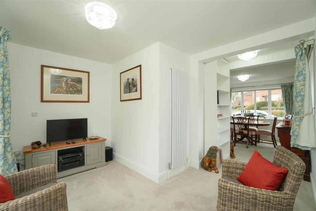Dining Room / Snug