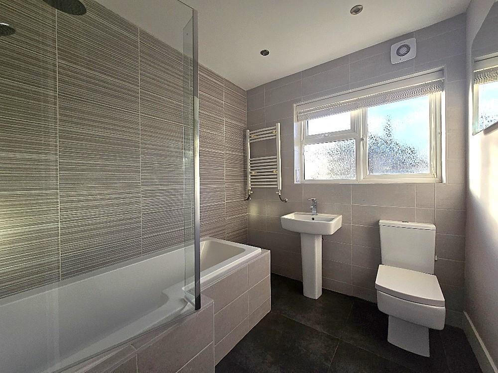 Max Road, Coundon - Bathroom