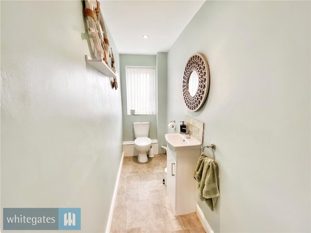 Upstairs Cloakroom