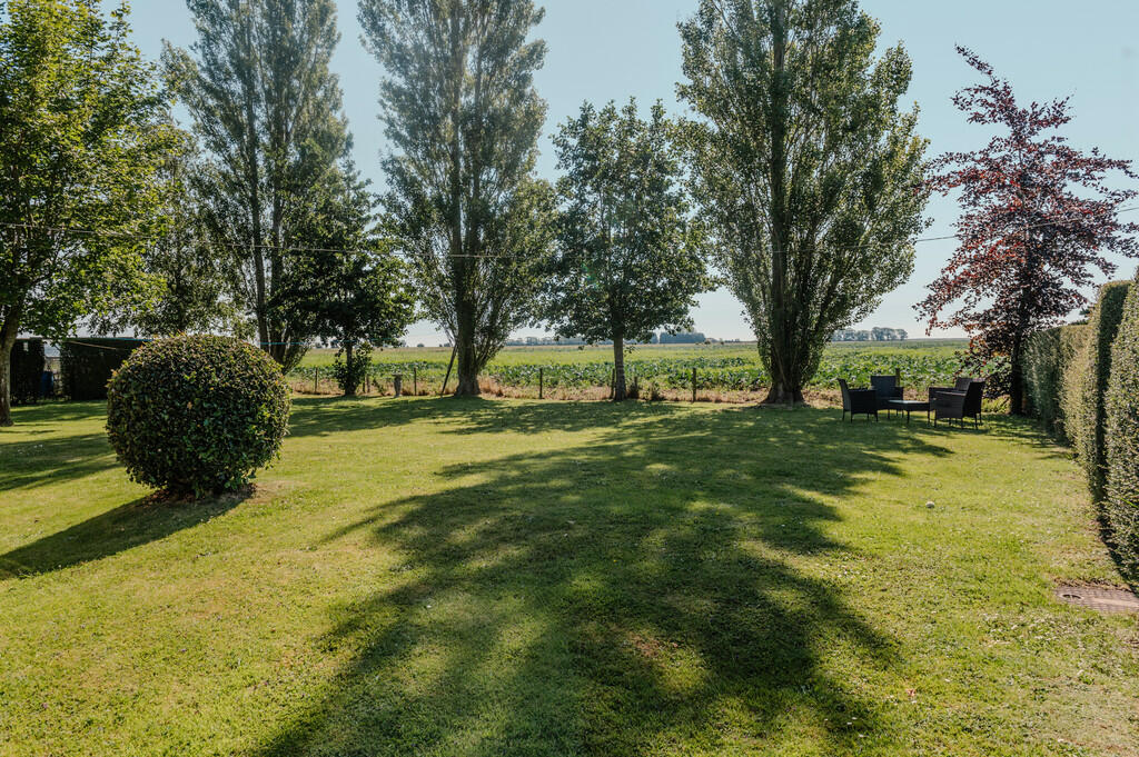 sunsethousefriskn...